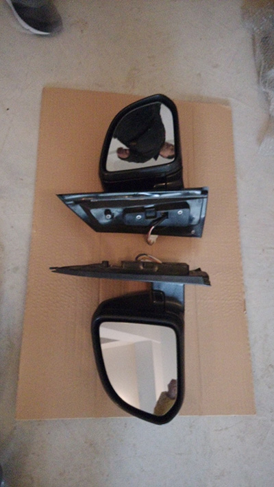 后视镜及饰板