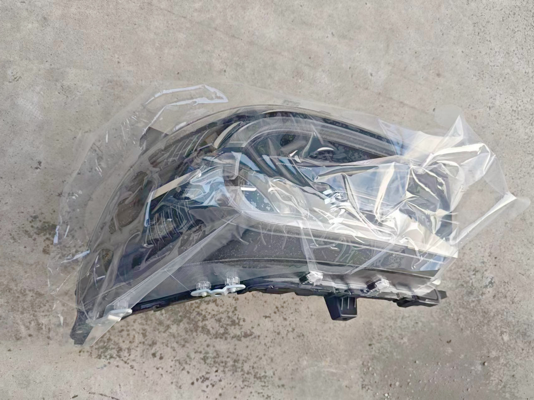 1721034145153412.jpg 大拿V1 外观件 前组合大灯.jpg